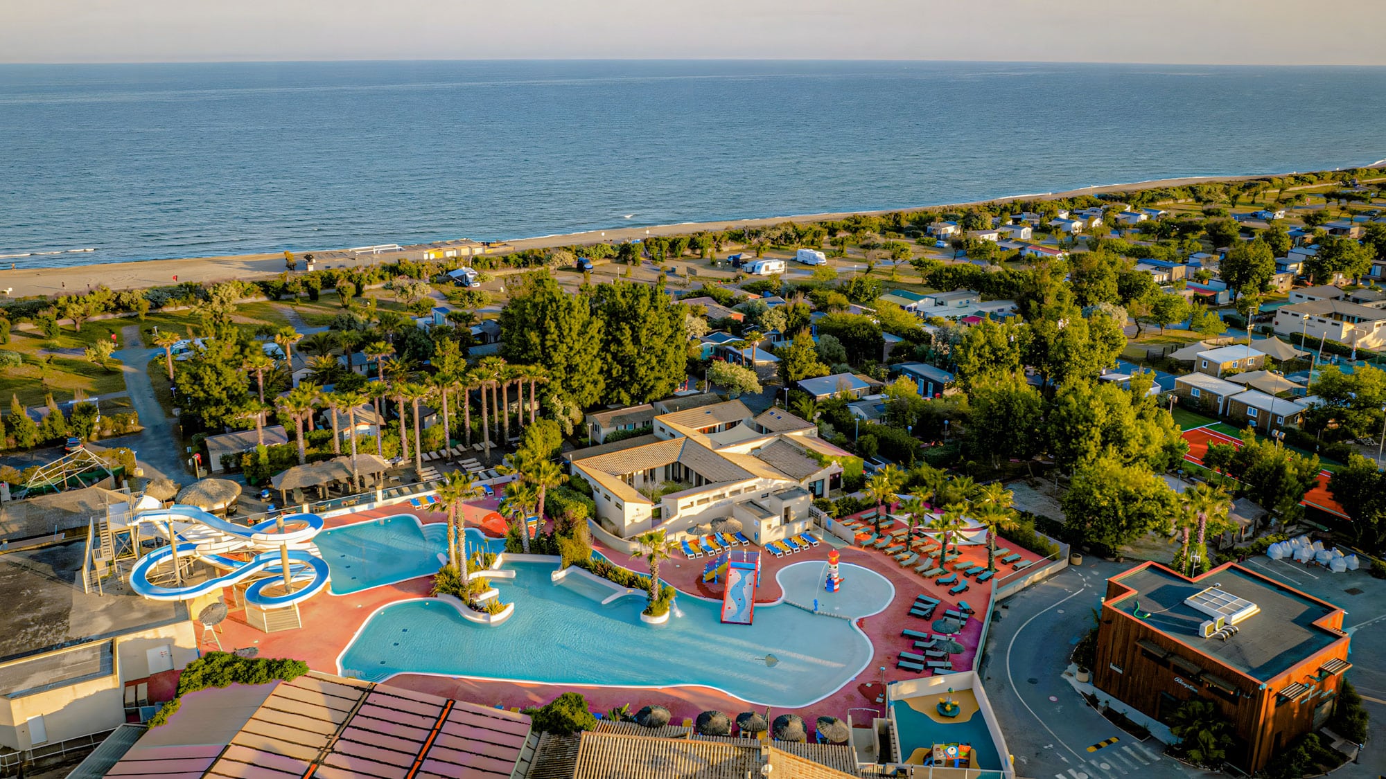 Camping à Valras upscayl 2x realesrgan x4plus