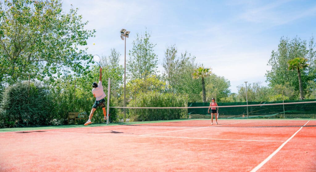 terrain tennis camping valras