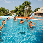 Aquagym dans la piscine du camping La Plage et le Bord de Mer