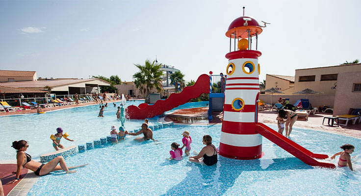 Pataugeoire et jeux pour enfants