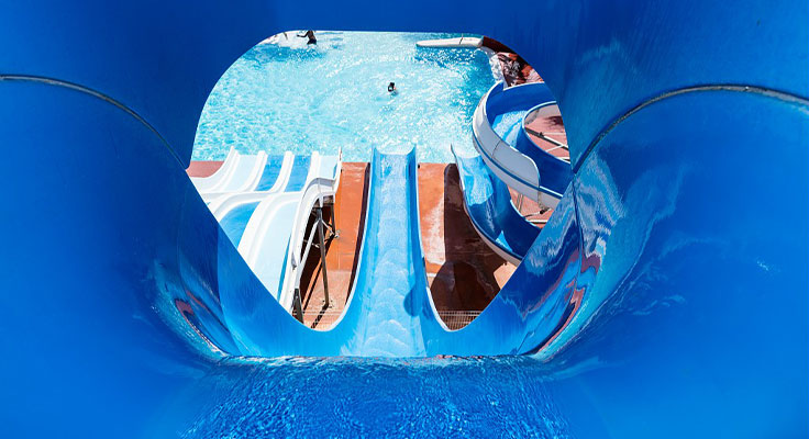 Toboggan du parc aquatique du camping La Plage et le Bord de Mer